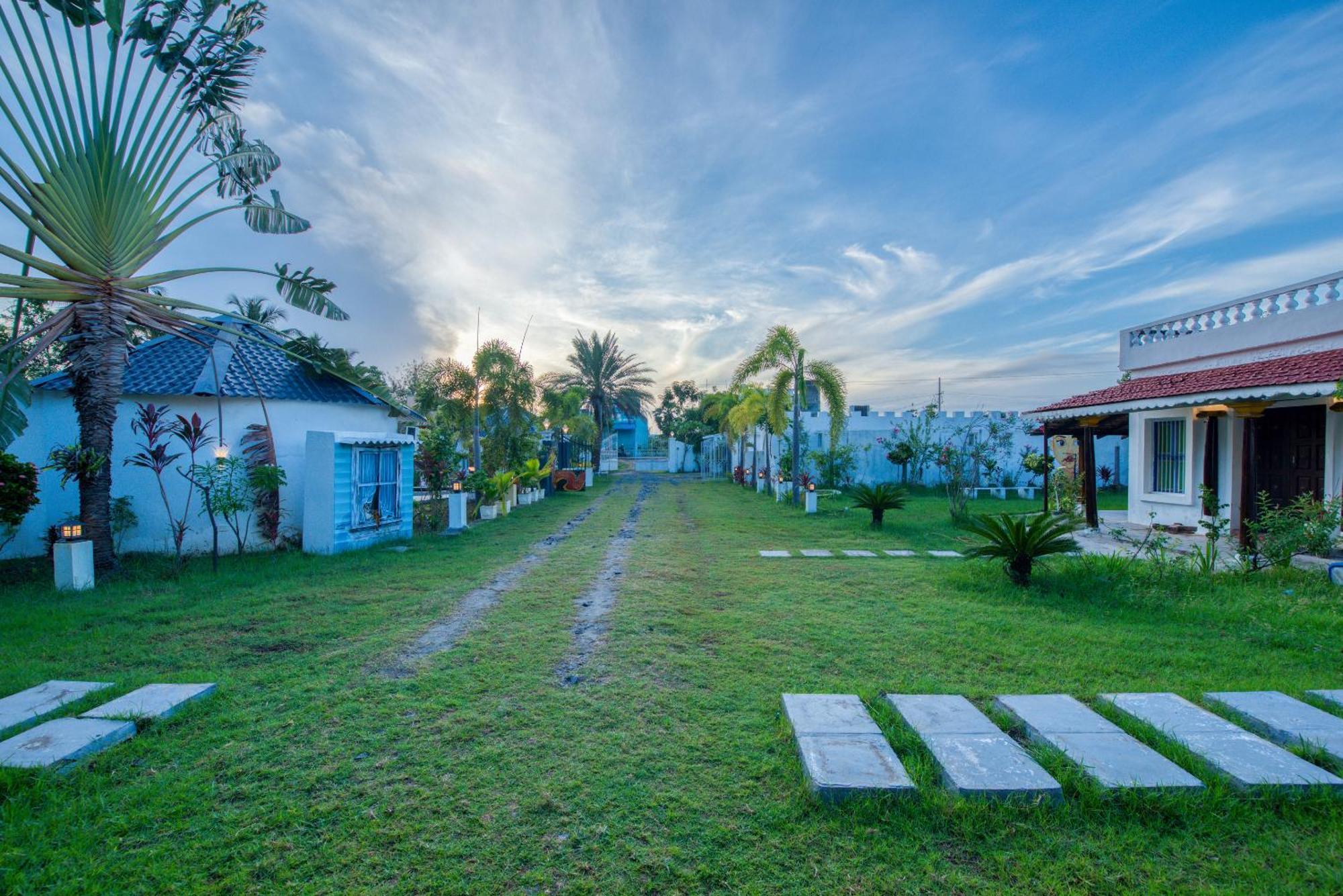 Le Epic Resort Virampattinam Екстер'єр фото