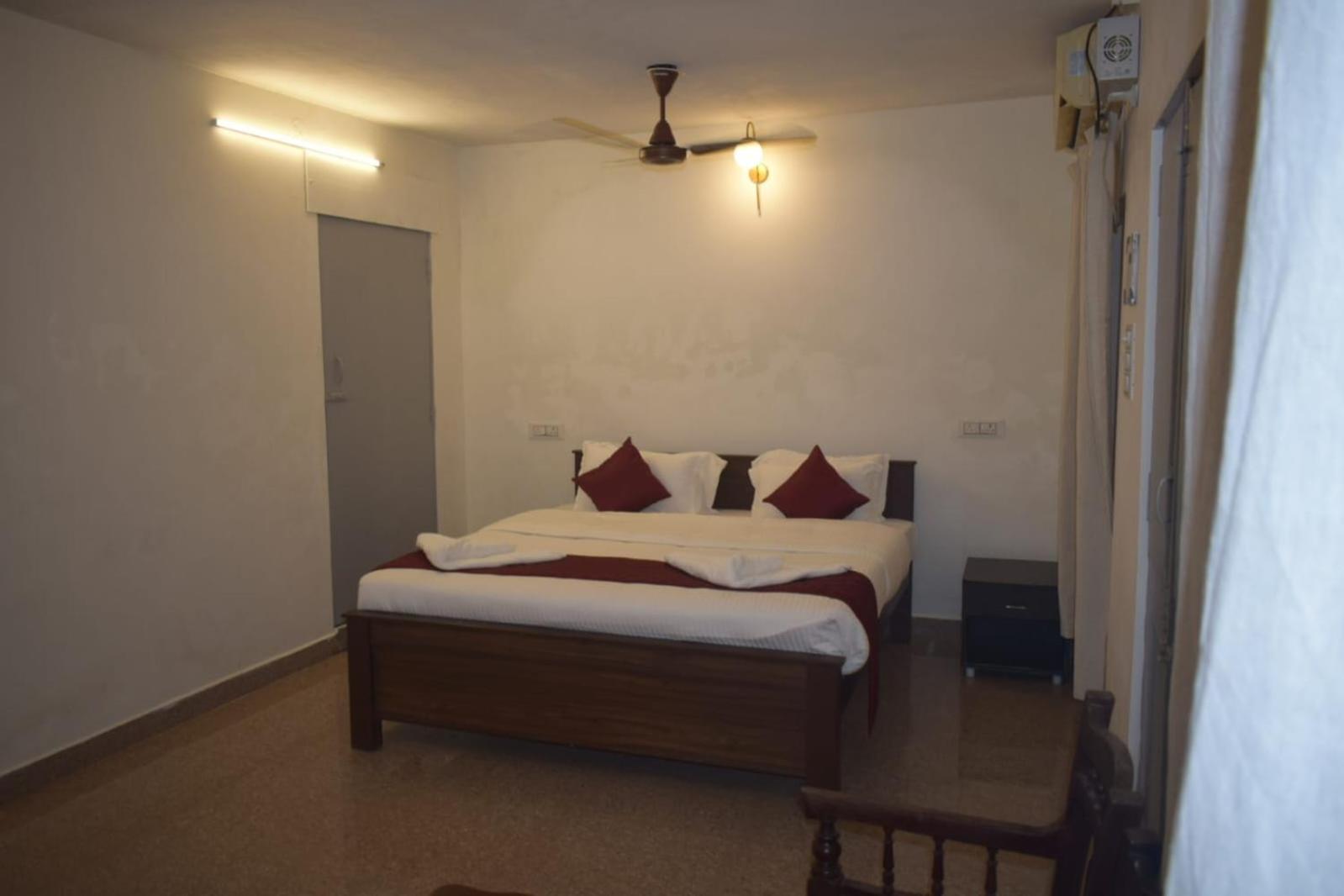 Le Epic Resort Virampattinam Екстер'єр фото